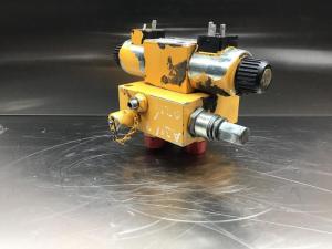 Liebherr Soupape de commande directionnelle